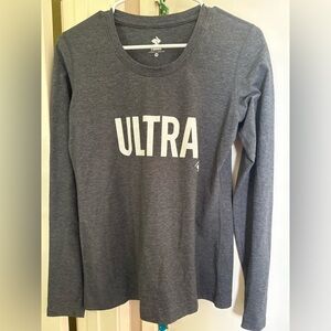 Rabbit ULTRA Women's Charcoal Long Sleeve Tee